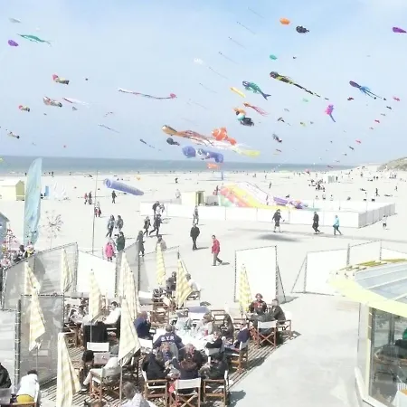 Studio Bourgois Casa de Férias